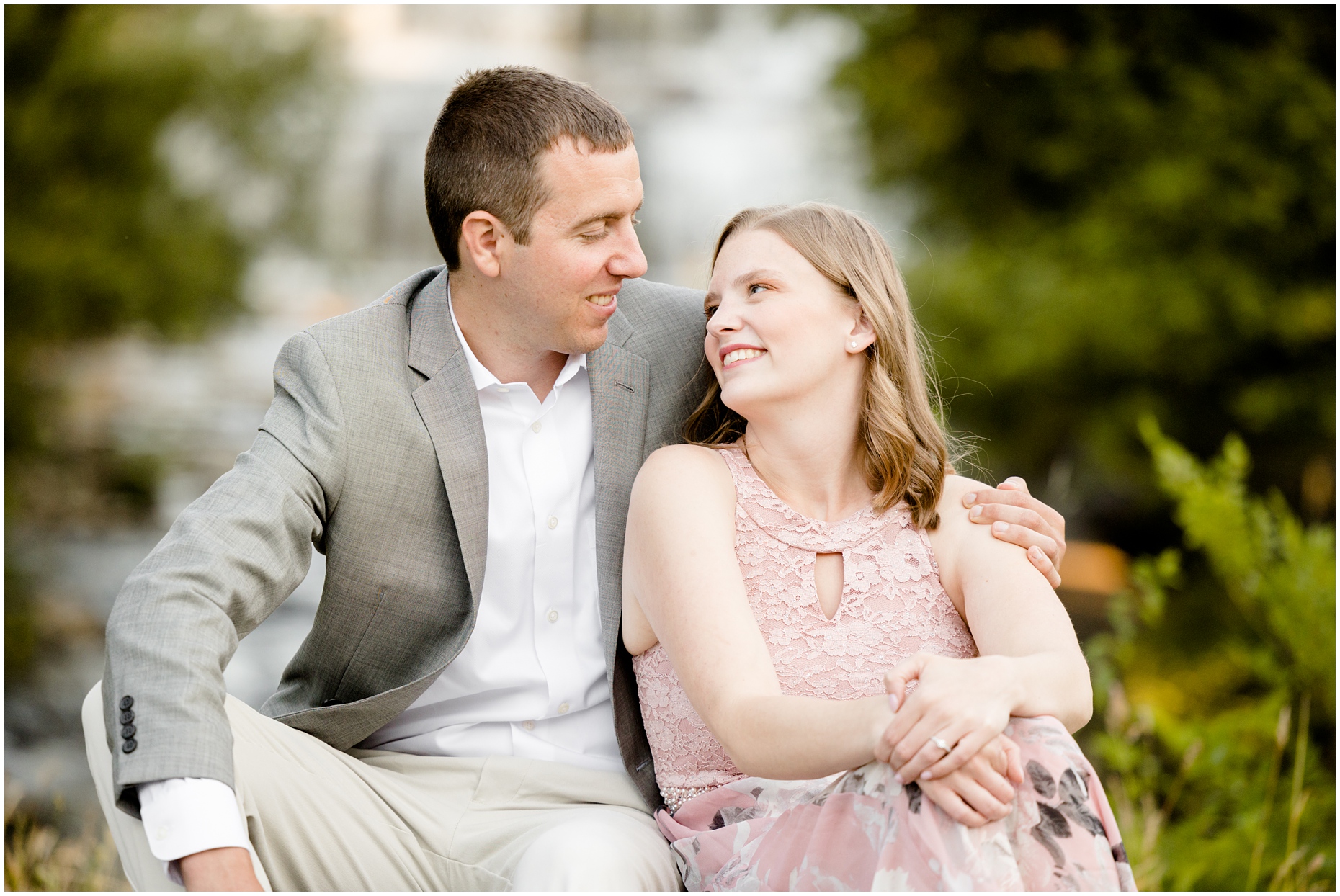 andrew_sarah_engagement_photographer_glen_falls_williamsville_buffalo_ny_portraits