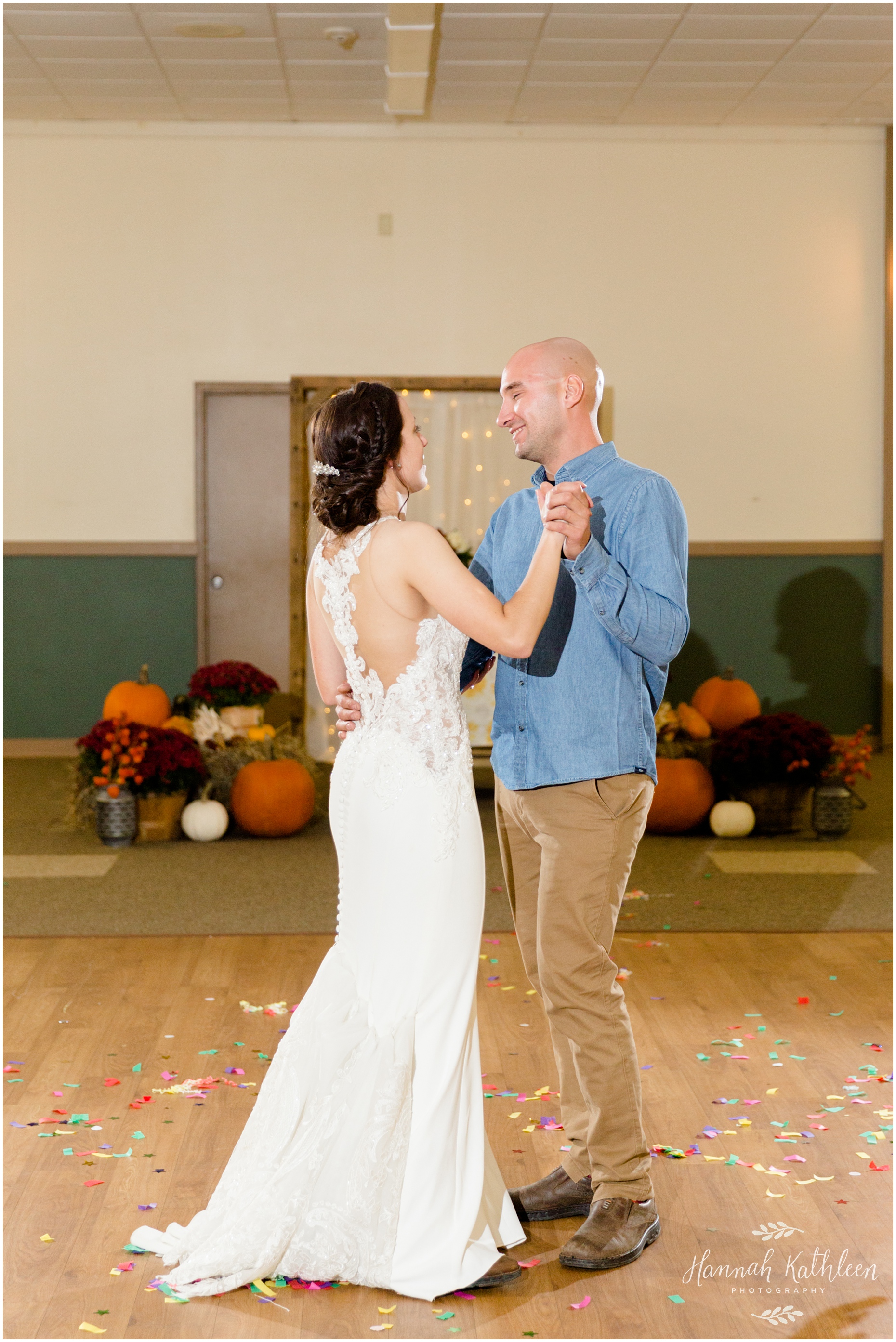 Buffalo_Brian_Jessica_Fall_Autumn_Wedding_Photographer