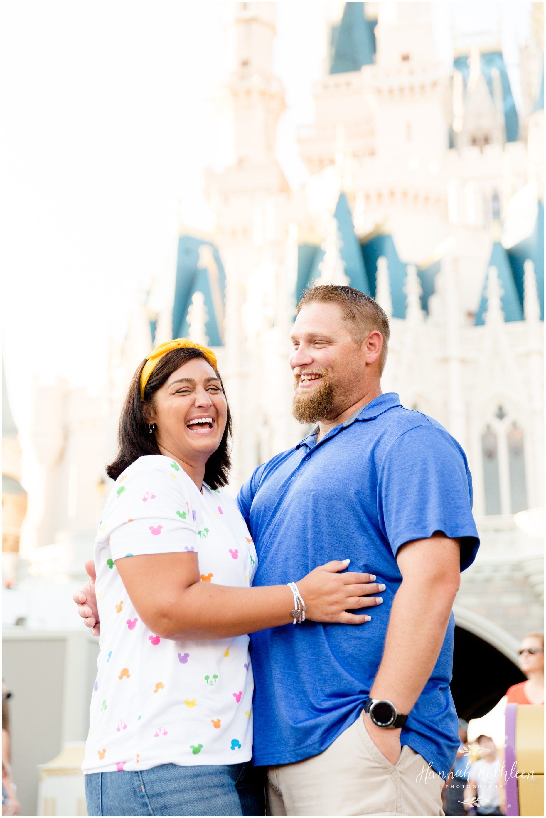 shaw_family_disney_park_photographer_carousel_children