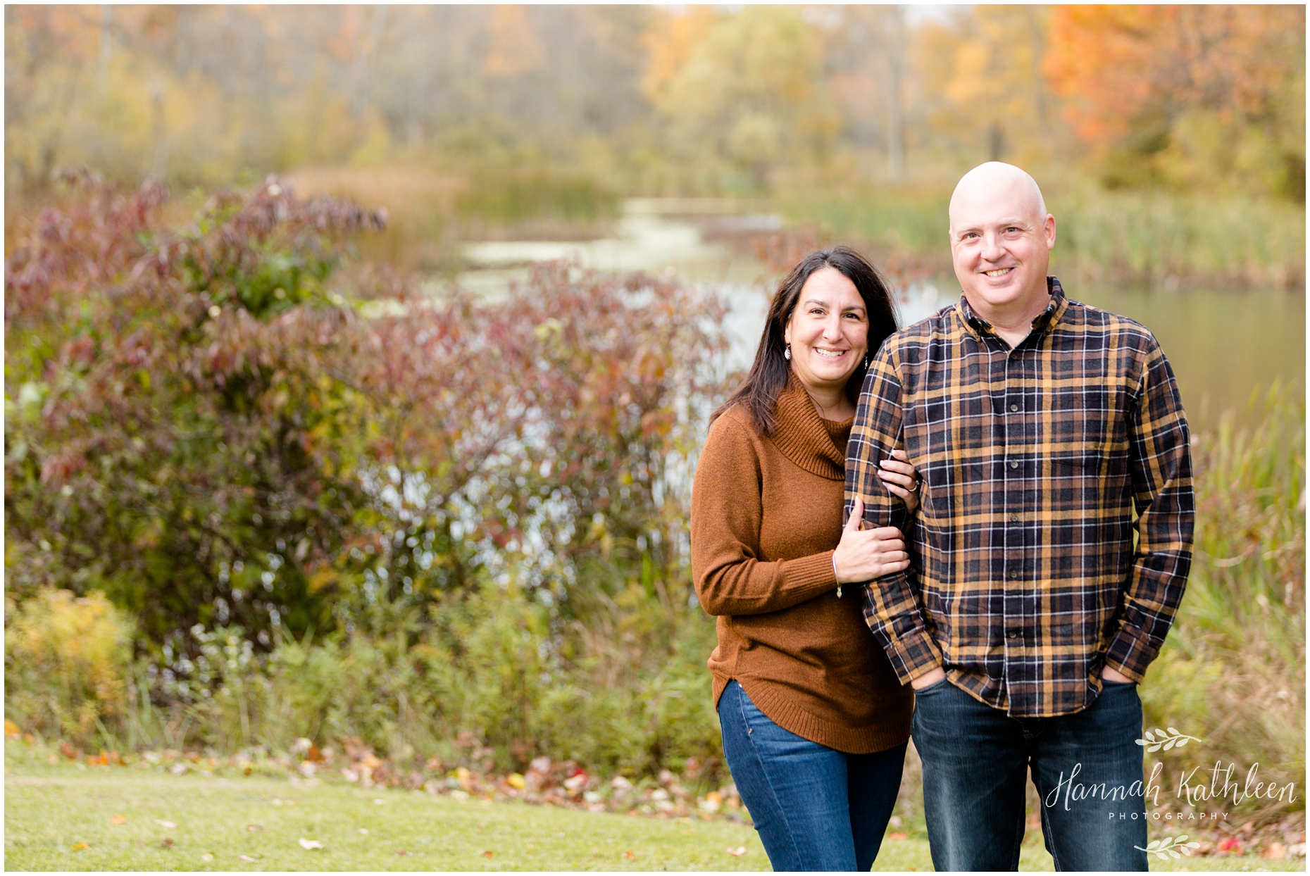 fall_leaves_mini_sessions_family_autumn_buffalo_hamburg_orchard_park_photography