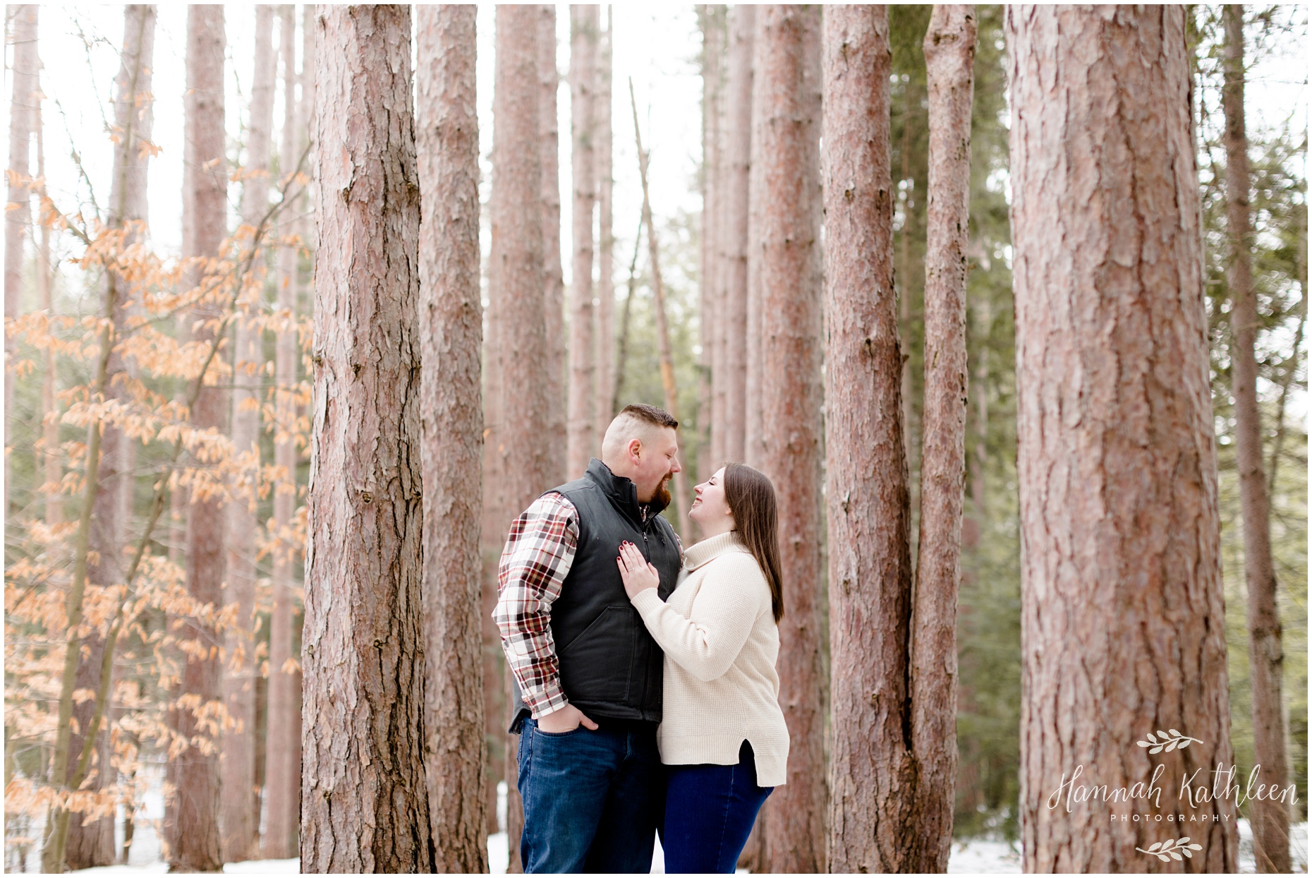 chestnut_ridge_engagement_photography_winter_eternal_flame_trail_orchard_park_light_airy