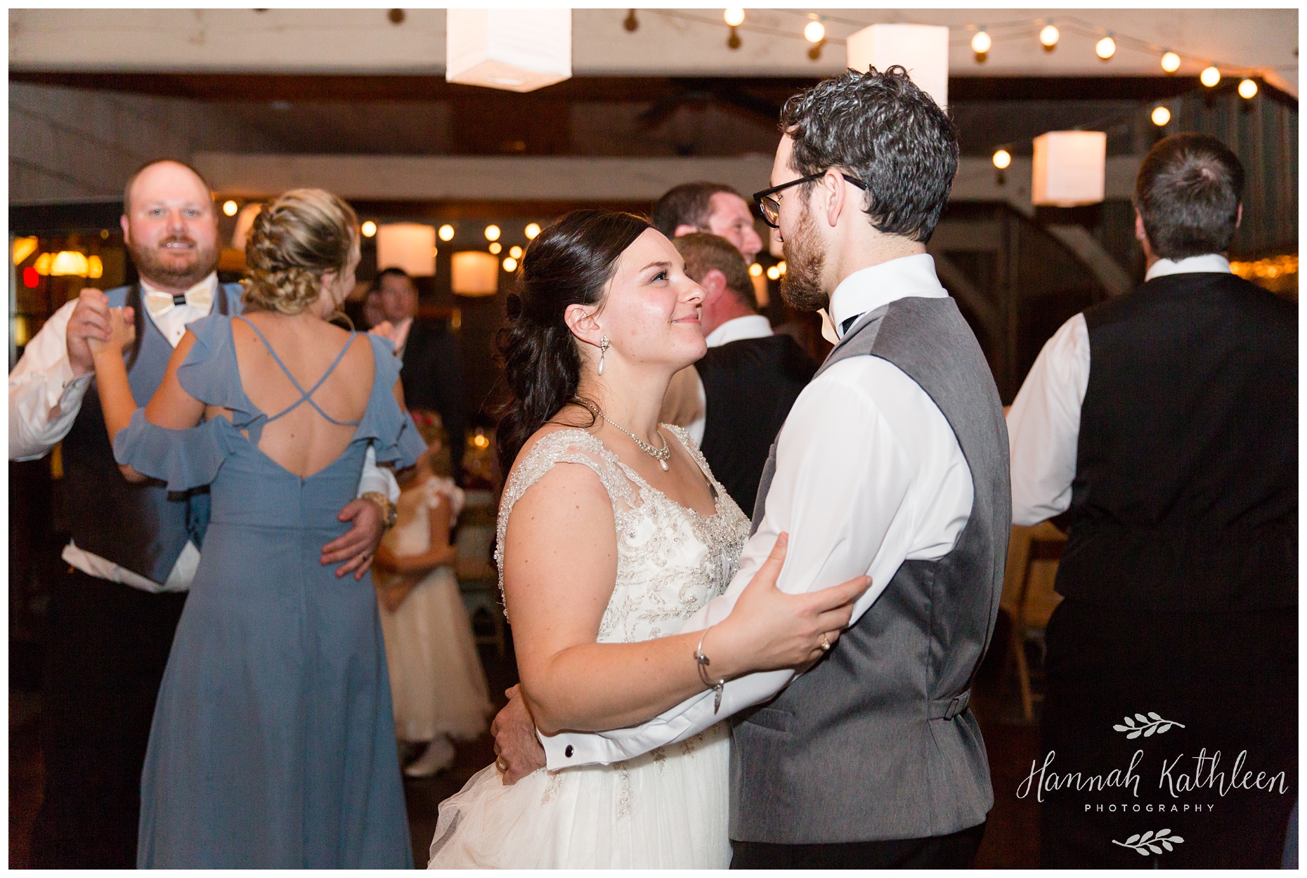 Karl_Rachel_Buffalo_Wedding_Photographer_Timberlodge_Arrowhead