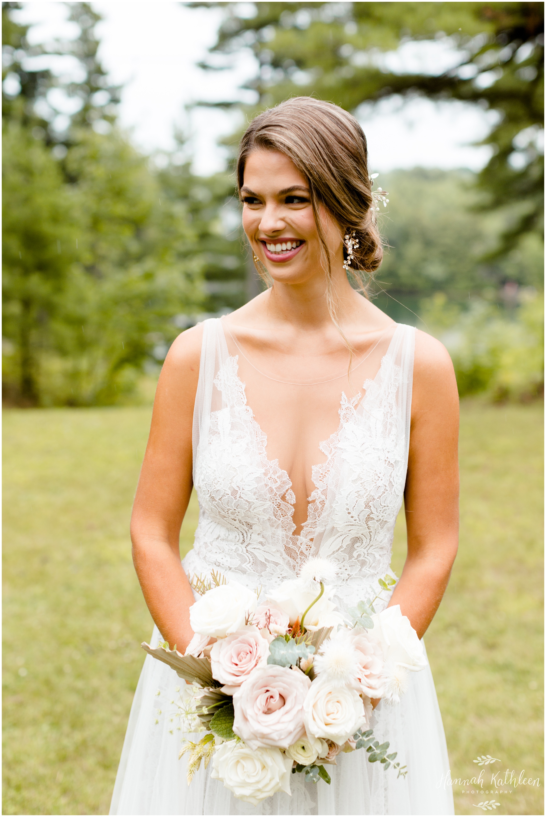 adirondacks-elopement-small-wedding-intimate-backyard-new-york-photography-lake-mountains-outdoor