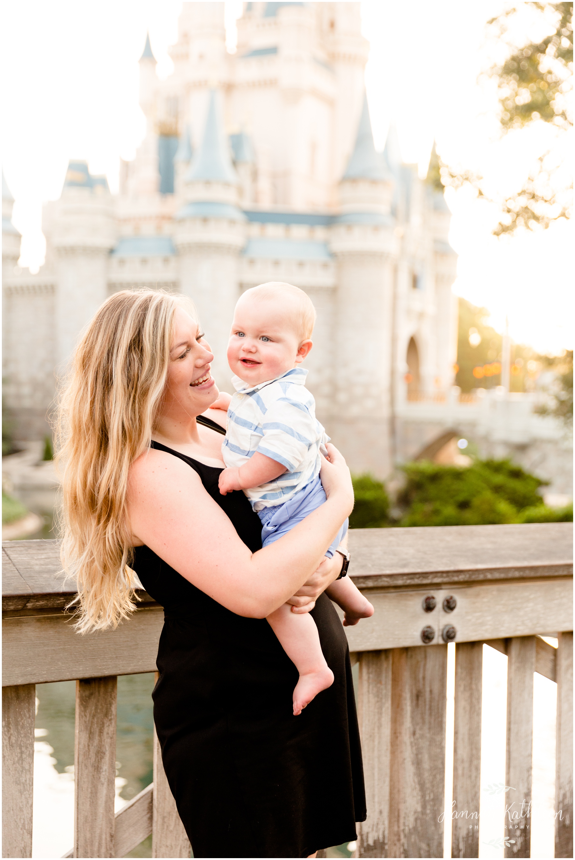 Mel_Lewy_One_Year_Disney_World_Photo_Session_Magic_Kingdom