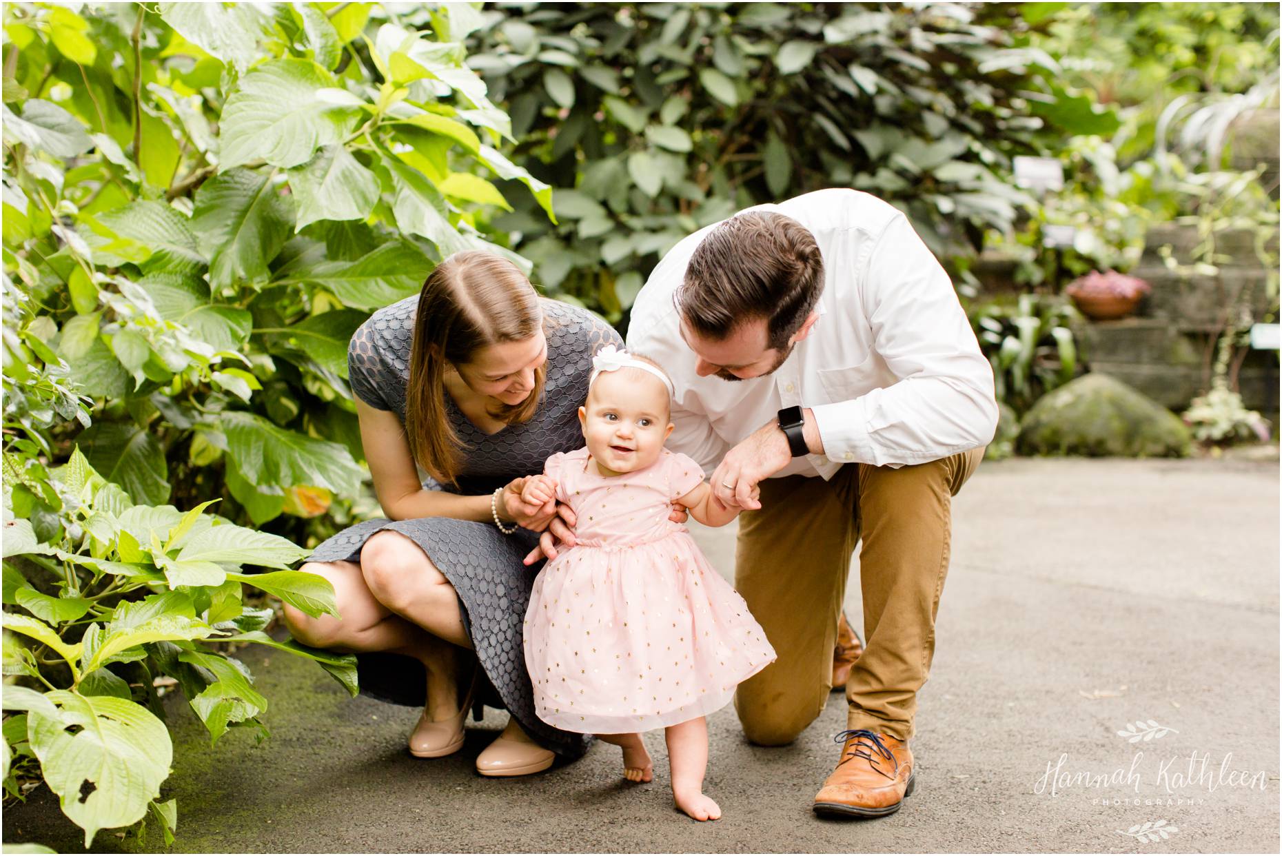 Milwaukee-Wisconsin-Mitchell-Park-Domes-Family-Session-Photographer