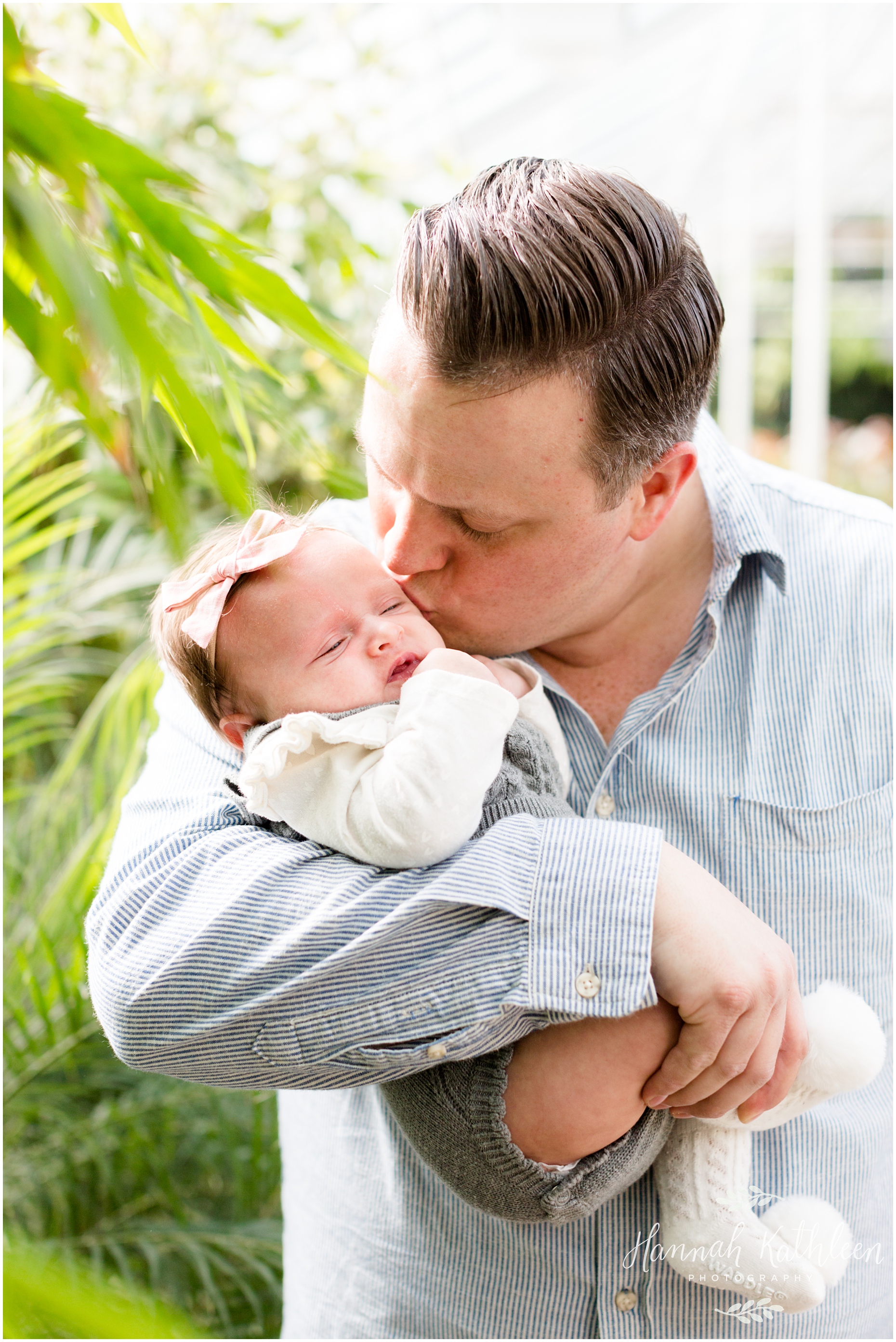 Munro_Family_Buffalo_Botanical_Gardens_Photography