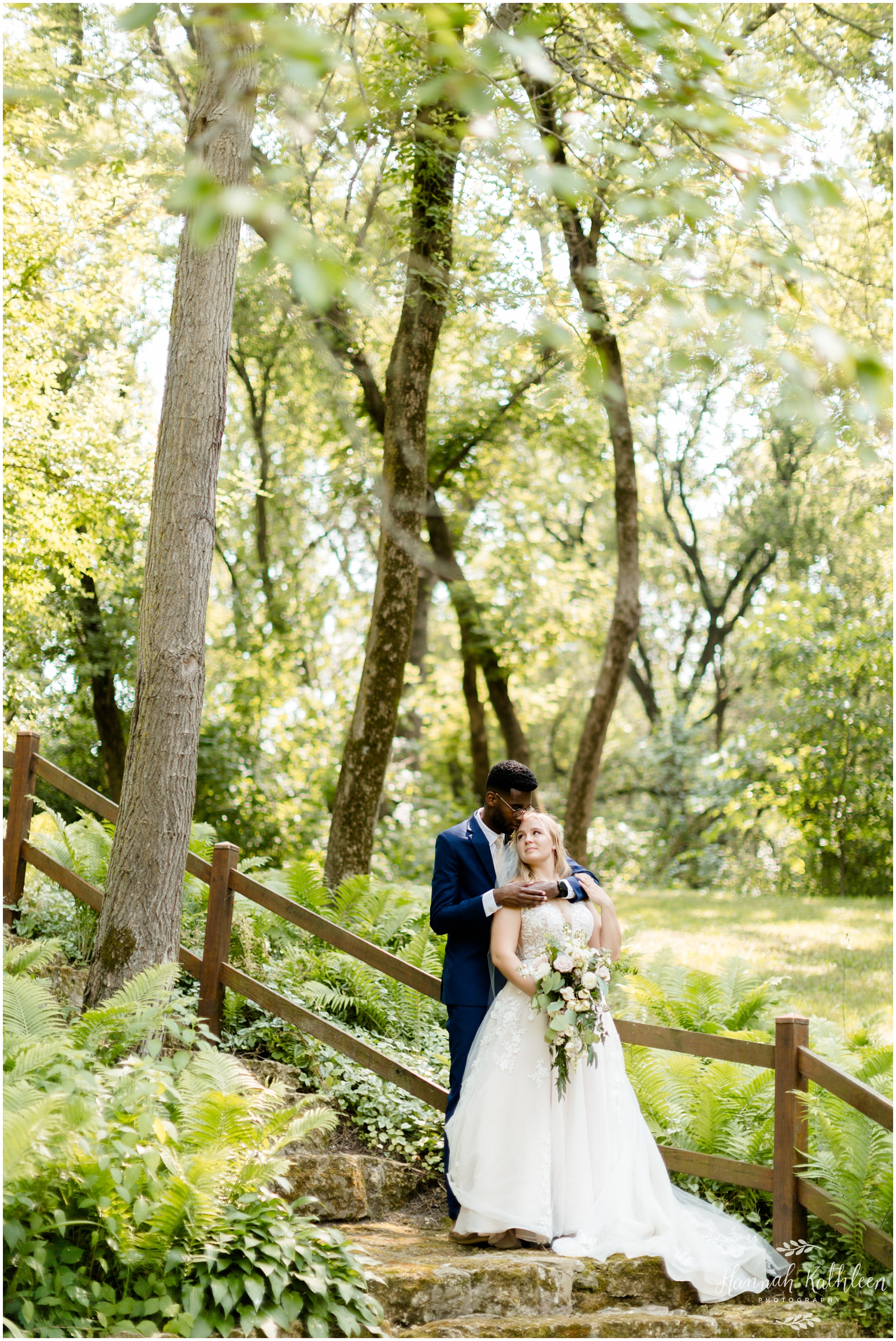 nate_lorien_buffalo_new_york_barn_professional_wedding_photographer