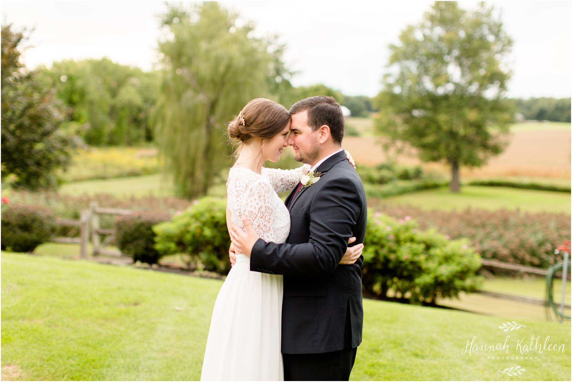 Hartford_Connecticut_Backyard_Wedding_Buffalo_Photographer_Ray_Nicole