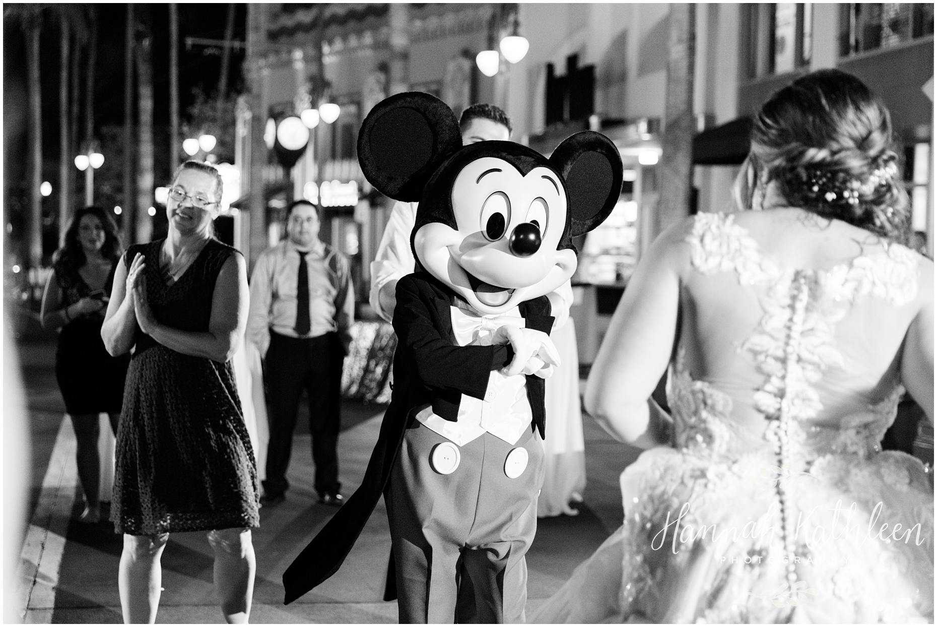 Ryan_Courtney_Disney_Parks_Wedding_Pavilion_Photographer