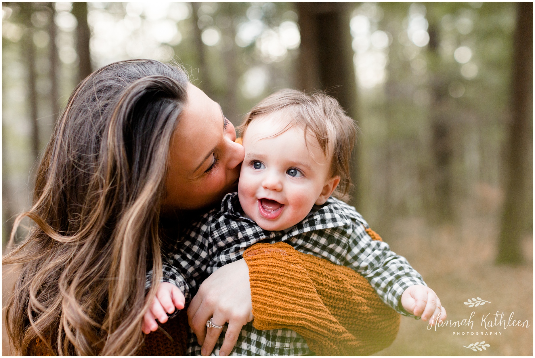 chestnut_ridge_park_family_photography_puppy_fall_hamburg_orchard_park